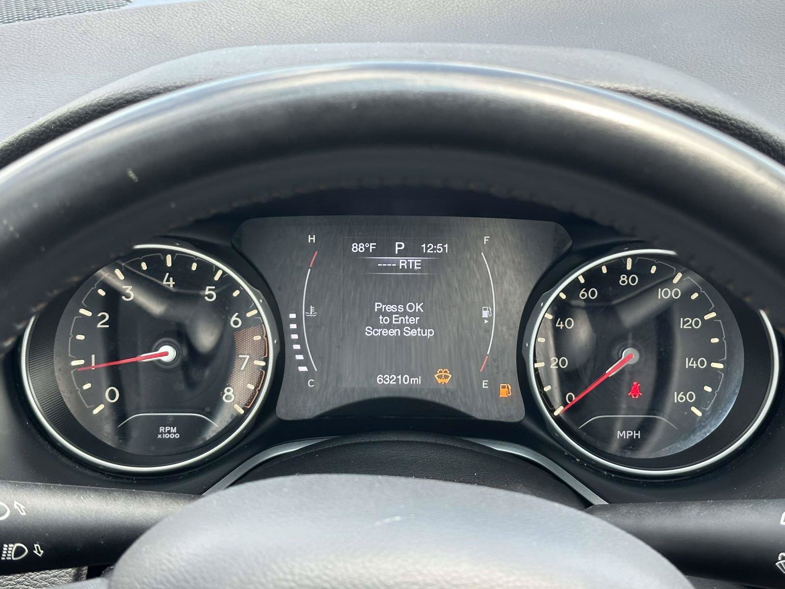 Used 2018 Jeep Compass Latitude AWD/4WD image 24