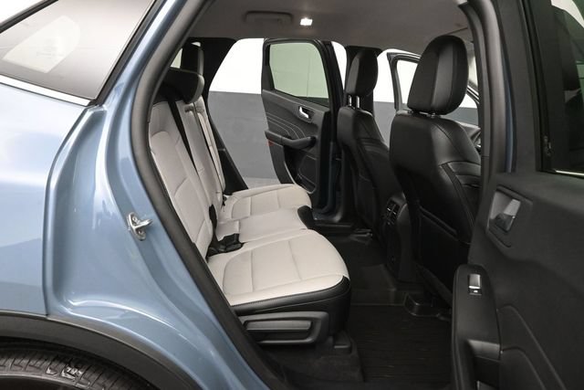 Certified 2026 Ford Escape SE FWD image 25
