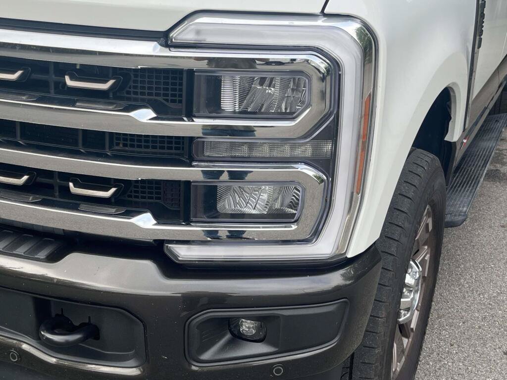 Certified 2024 Ford F250 King Ranch AWD/4WD image 14