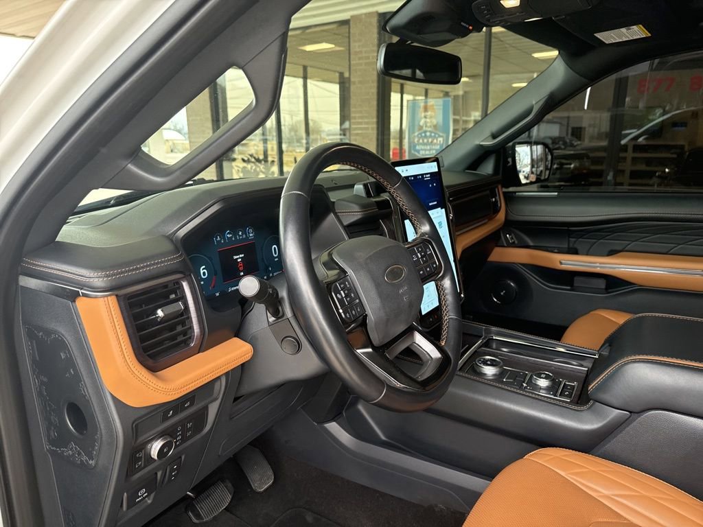 Certified 2022 Ford Expedition Platinum image 9