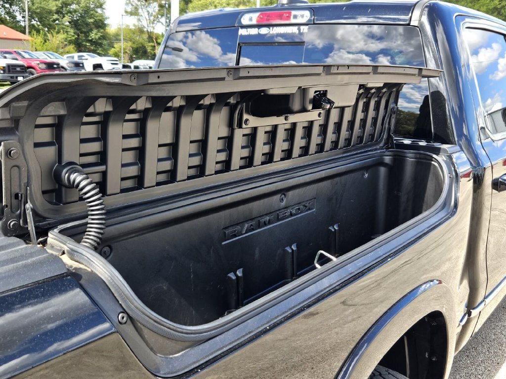Used 2025 RAM 1500 Limited AWD/4WD image 12