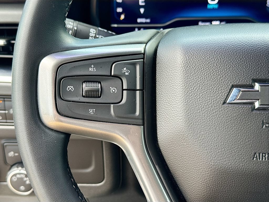 Used 2023 Chevrolet Tahoe Z71 AWD/4WD image 12