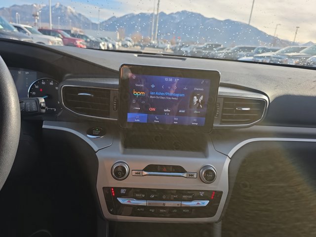 Certified 2021 Ford Explorer XLT w/ Equipment Group 202A image 18