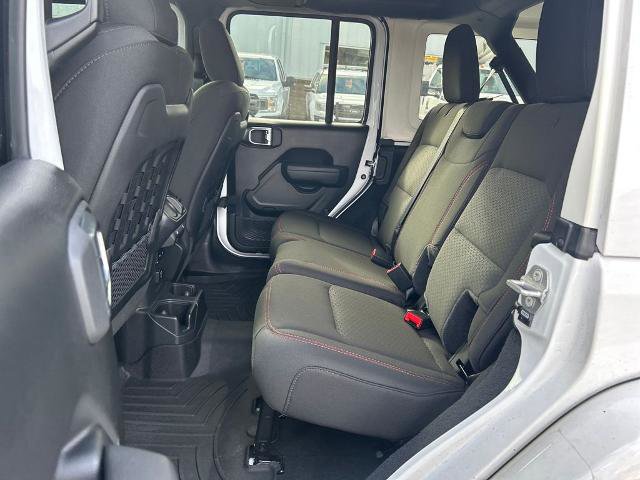 Used 2023 Jeep Wrangler Unlimited Rubicon w/ Steel Bumper Group image 29