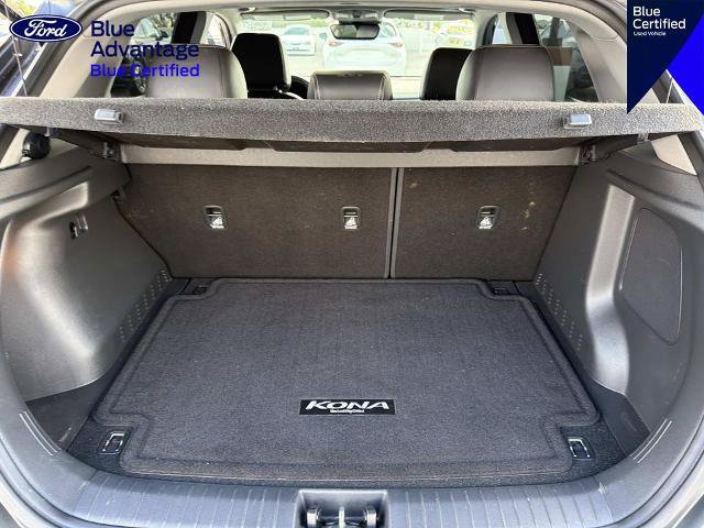 Used 2021 Hyundai Kona Limited w/ Cargo Package FWD image 8