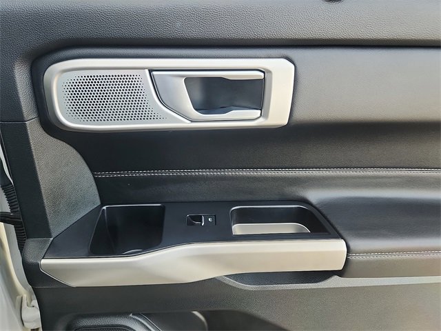 Certified 2023 Ford Explorer Limited w/ Limited Technology Package image 32