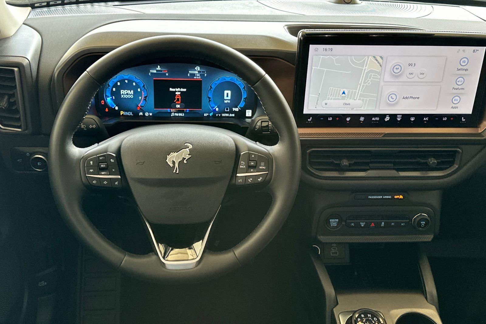 Certified 2025 Ford Bronco Sport Outer Banks w/ Outer Banks Tech Package+ AWD/4WD image 14