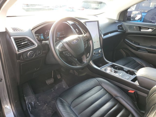 Certified 2022 Ford Edge SE w/ Black Appearance Package image 15
