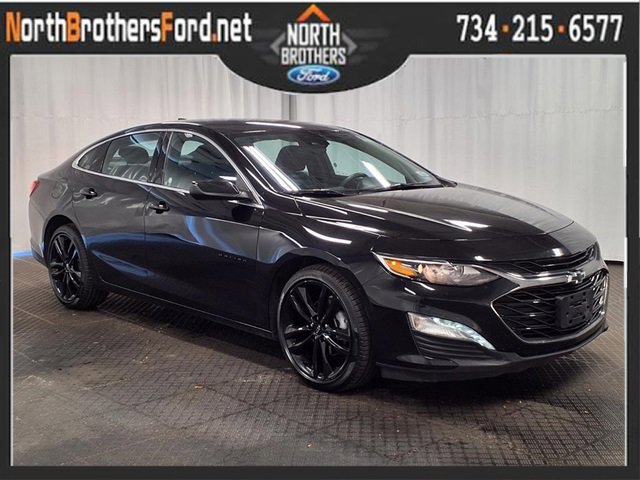 Used 2024 Chevrolet Malibu LT w/ Midnight Edition image 5