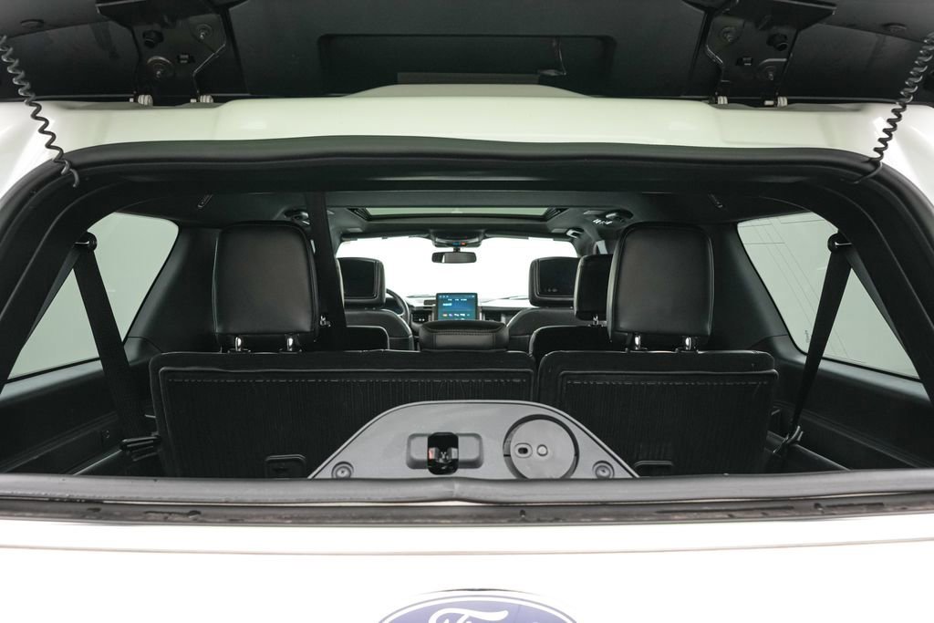 Certified 2023 Ford Expedition Max Platinum image 23