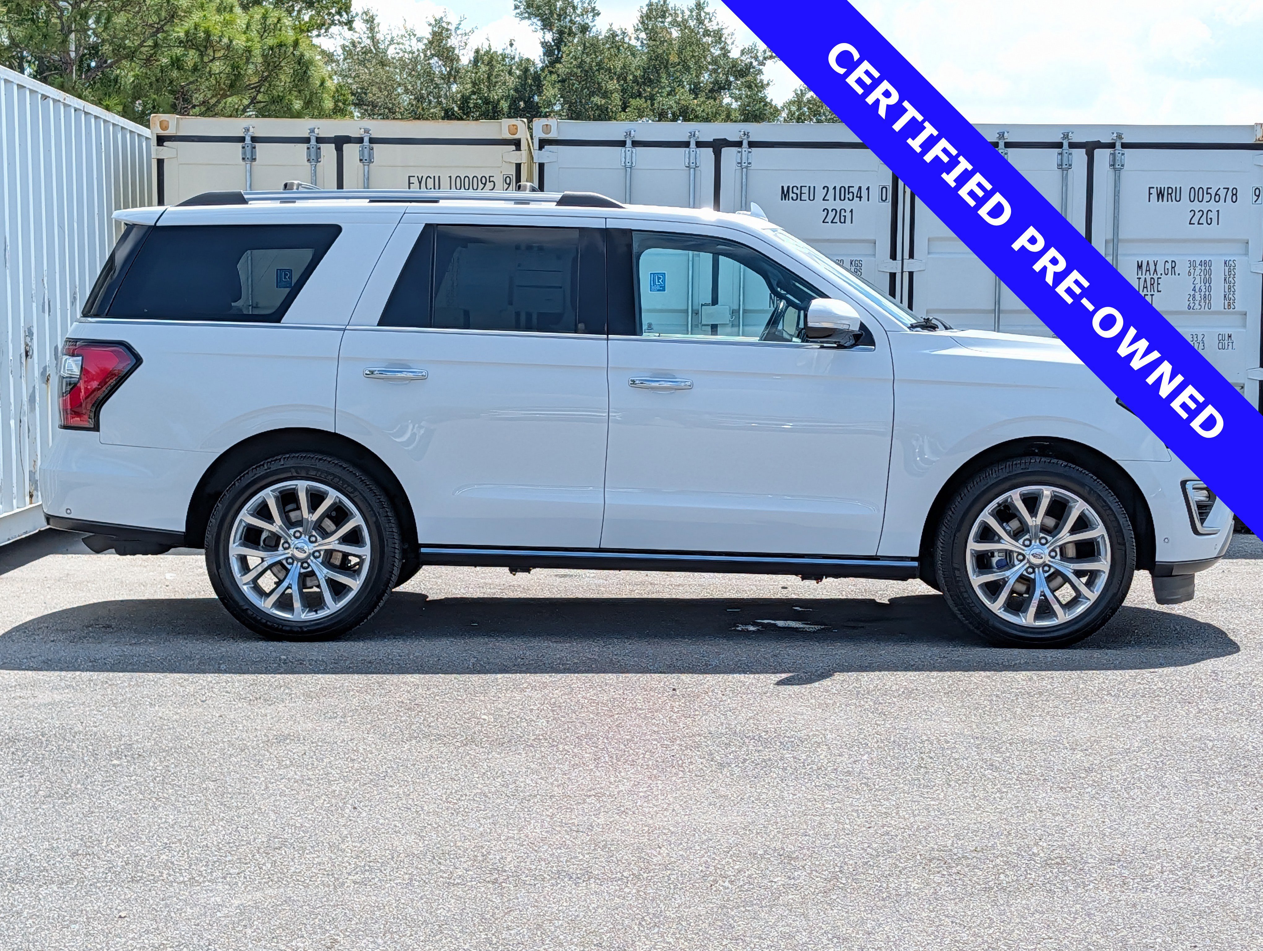 Certified 2019 Ford Expedition Limited w/ Equipment Group 302A AWD/4WD image 3