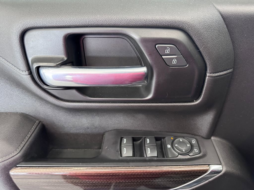 Used 2021 Chevrolet Silverado 1500 LT Trail Boss w/ Convenience Package II image 16