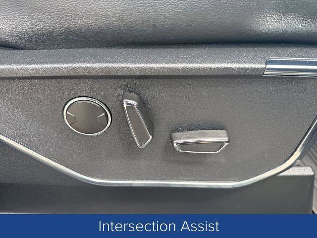 Certified 2023 Ford F150 Lariat w/ Equipment Group 502A High image 33