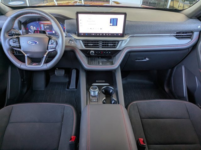 Certified 2025 Ford Explorer ST image 13