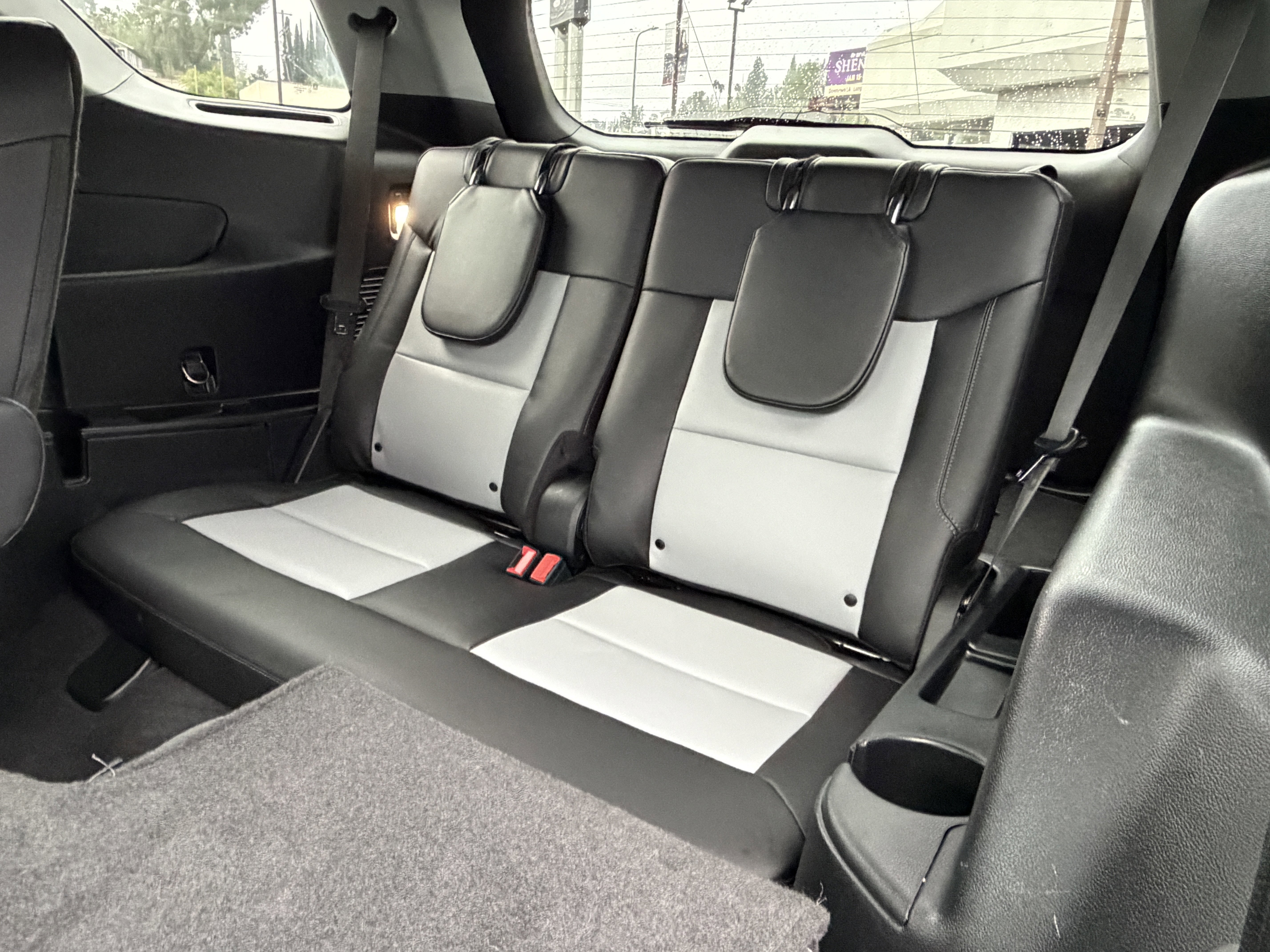 Certified 2022 Ford Explorer XLT w/ Equipment Group 202A image 28