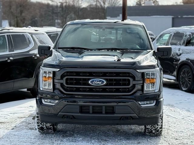 Certified 2021 Ford F150 XLT w/ Equipment Group 302A High image 13