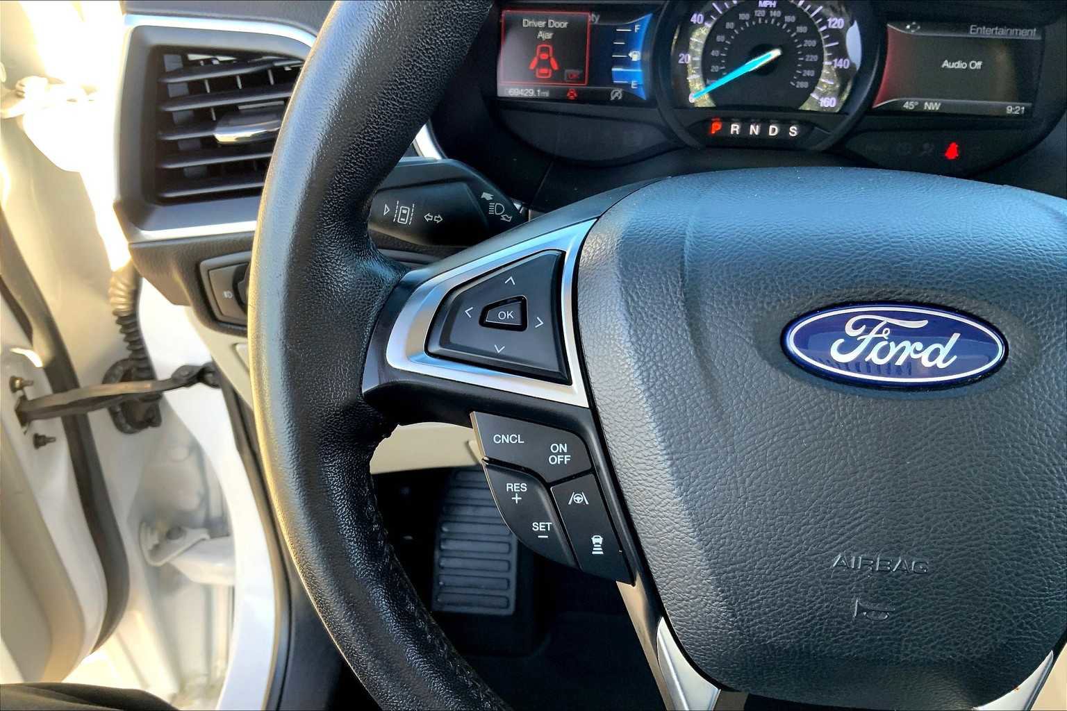 Certified 2019 Ford Edge Titanium w/ Equipment Group 301A FWD image 21