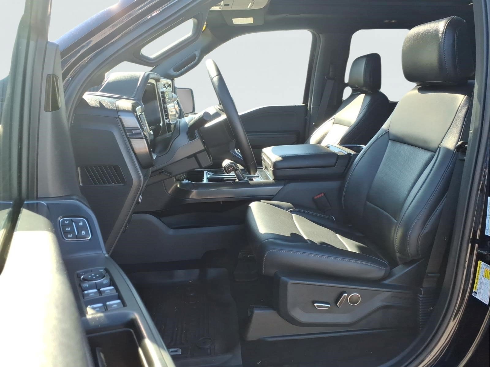 Certified 2025 Ford F150 Lariat w/ Equipment Group 502A High AWD/4WD image 18