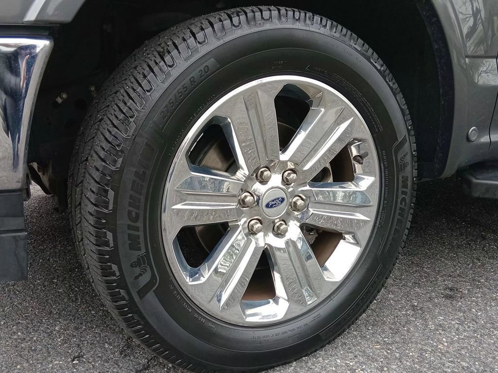 Certified 2019 Ford F150 Lariat w/ Equipment Group 502A Luxury image 12