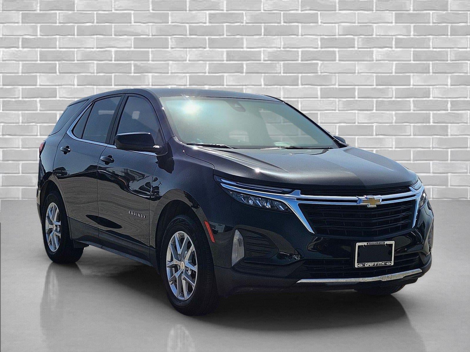 Used 2024 Chevrolet Equinox LT FWD image 3