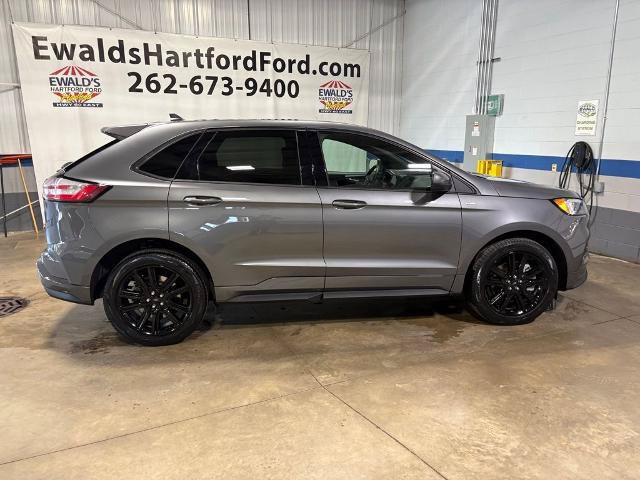 Certified 2024 Ford Edge ST-Line w/ Class II Trailer Tow Package AWD/4WD image 7
