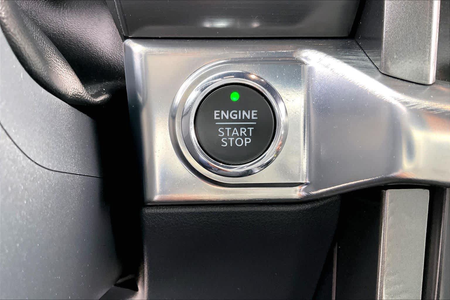 Certified 2023 Ford F150 Lariat AWD/4WD image 32