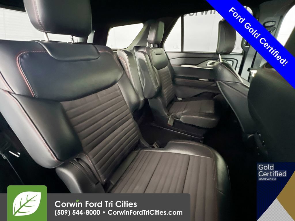Certified 2025 Ford Explorer ST-Line AWD/4WD image 16
