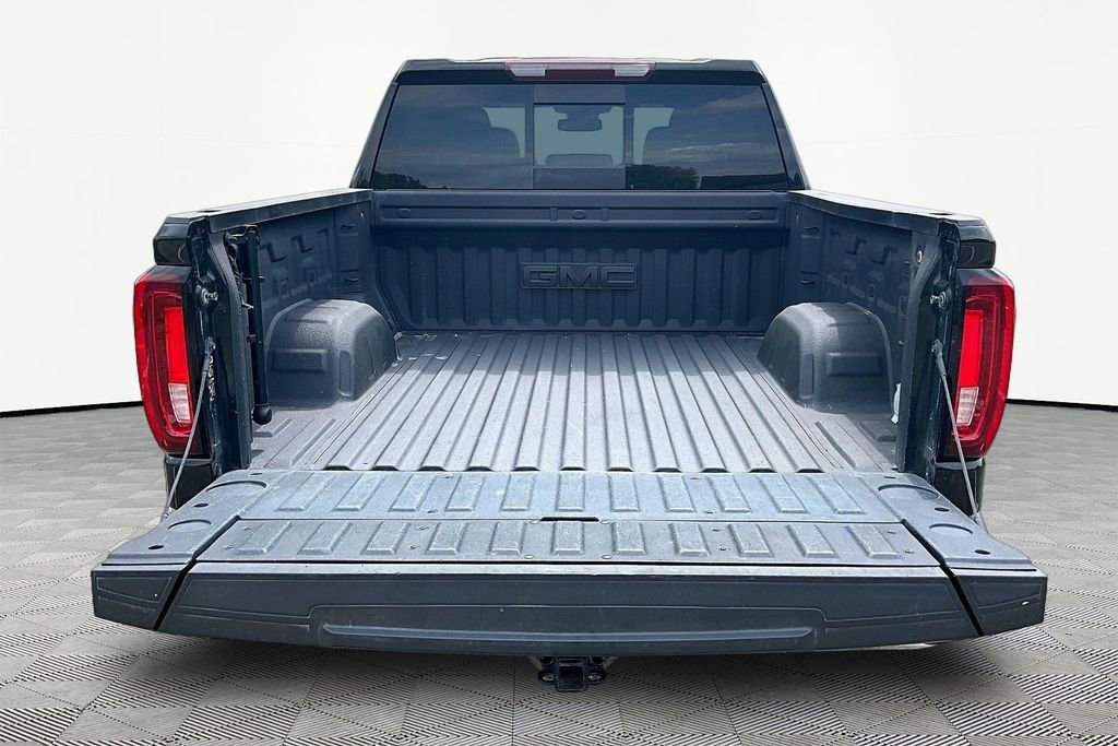 Used 2022 GMC Sierra 1500 SLT w/ SLT Premium Plus Package AWD/4WD image 18