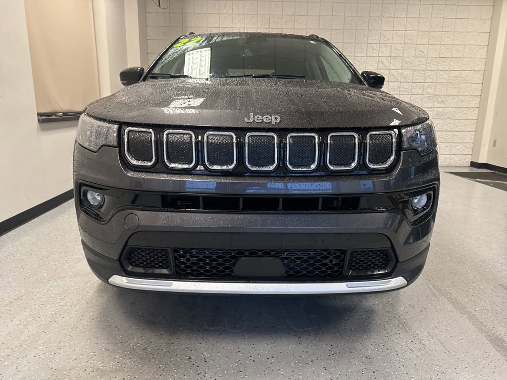 Used 2022 Jeep Compass Limited image 17