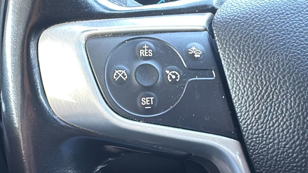 Used 2017 GMC Canyon SLT w/ Driver Alert Package image 13