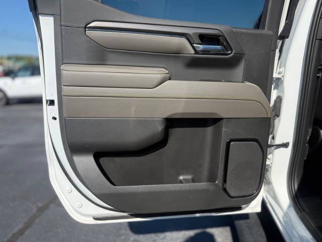 Used 2022 Chevrolet Silverado 1500 ZR2 w/ Technology Package AWD/4WD image 15