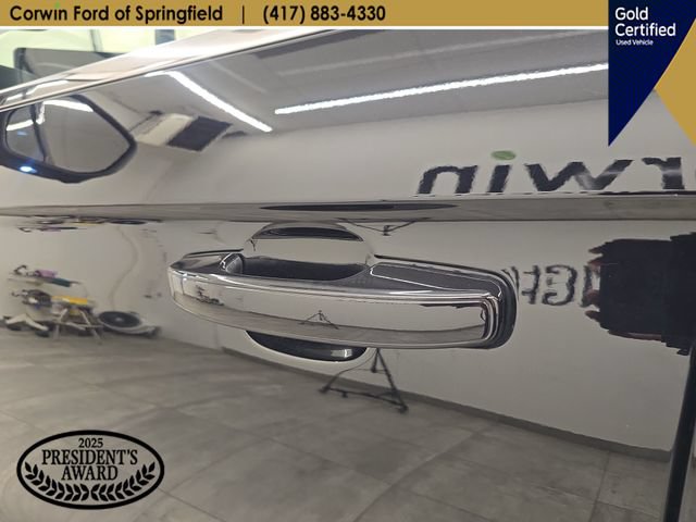 Certified 2025 Ford Expedition Active AWD/4WD image 25