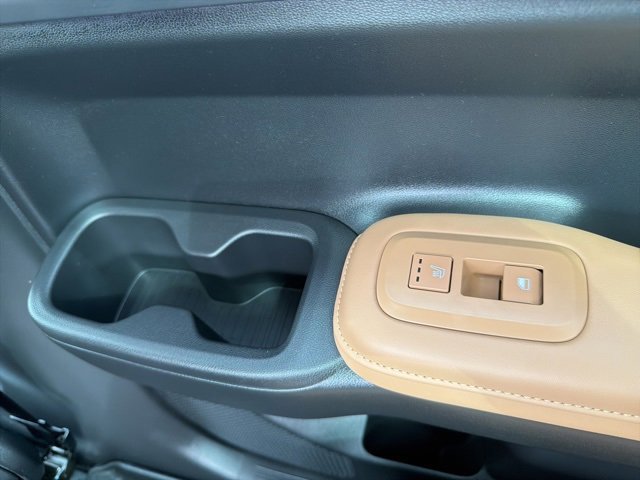 Used 2025 Hyundai Santa Fe Limited image 17