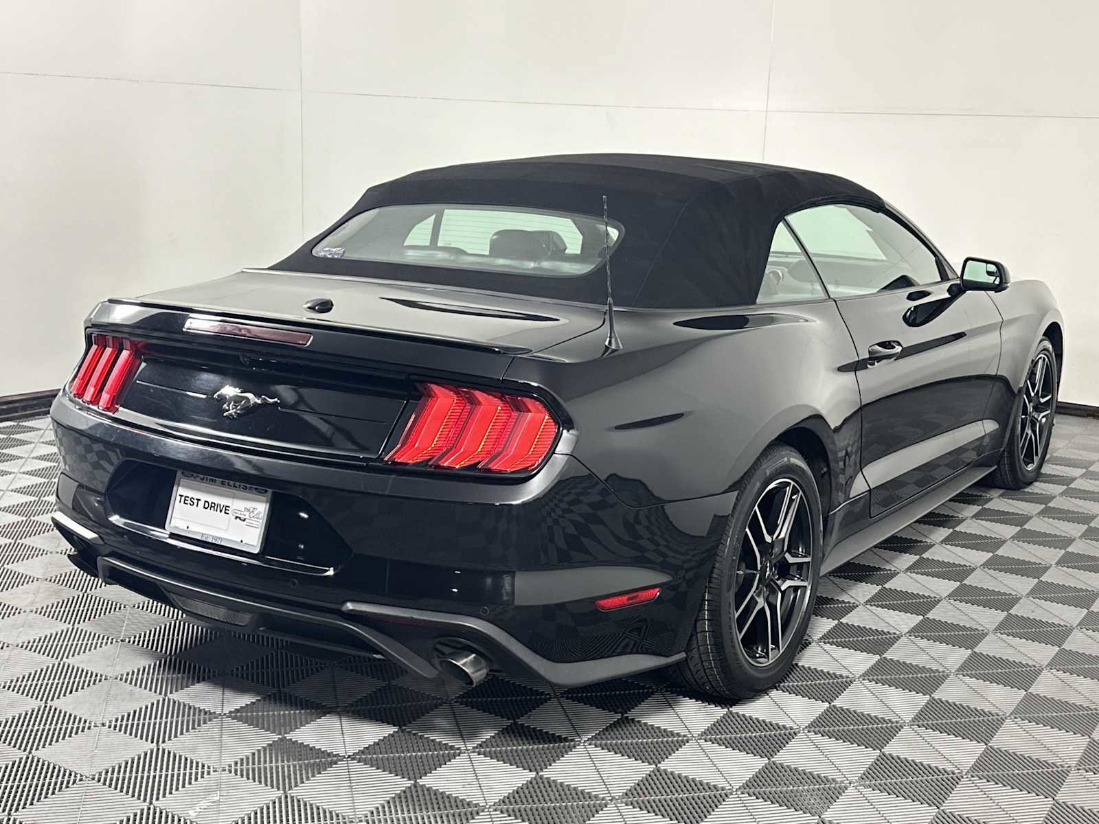 Certified 2020 Ford Mustang Premium image 5