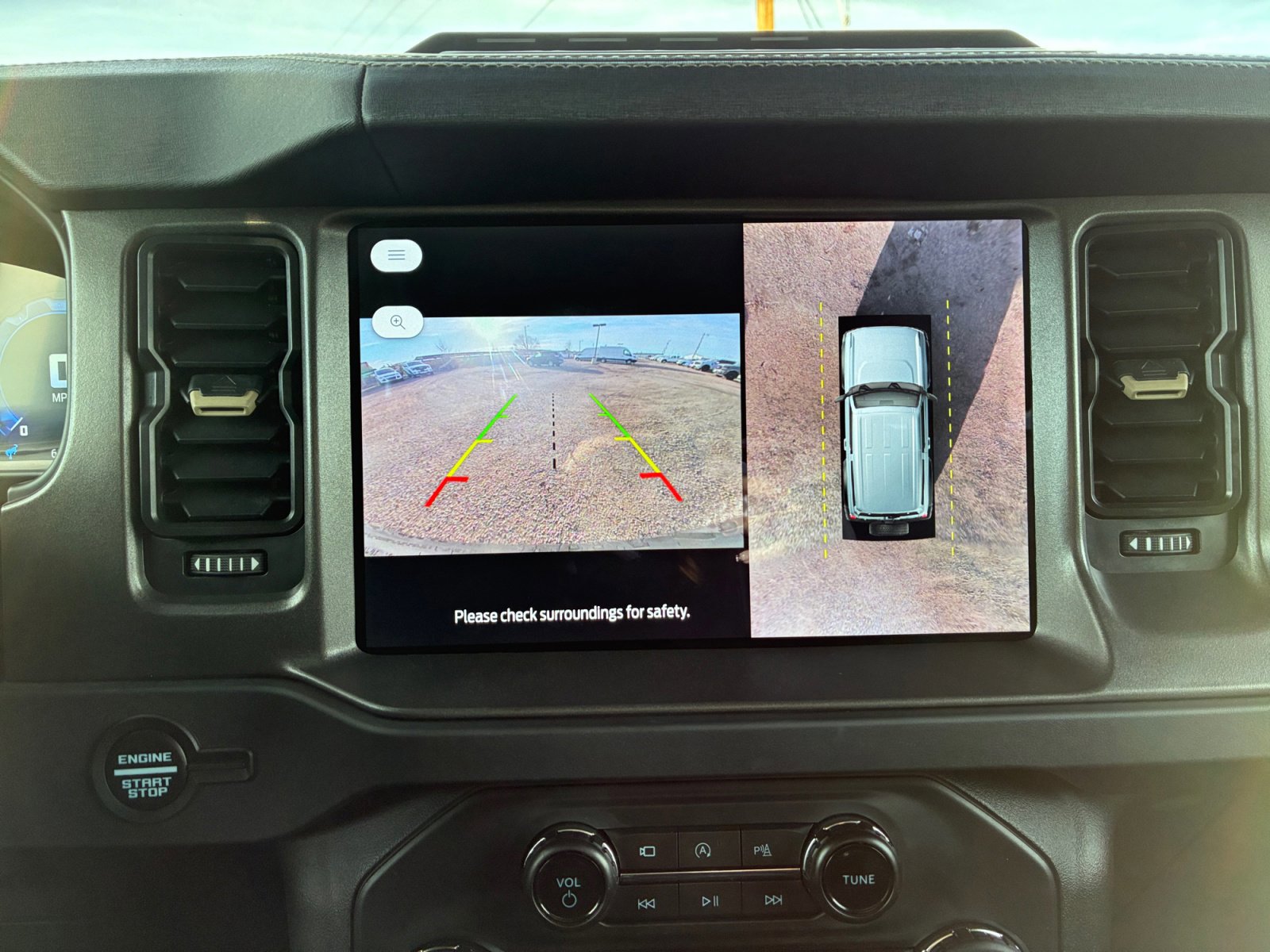 Certified 2025 Ford Bronco Badlands image 28