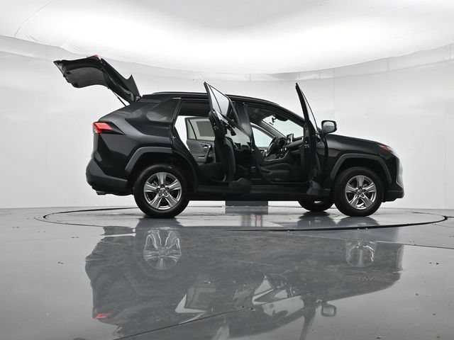 Used 2023 Toyota RAV4 XLE AWD/4WD image 53
