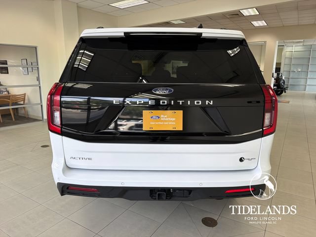 Certified 2025 Ford Expedition Active AWD/4WD image 7