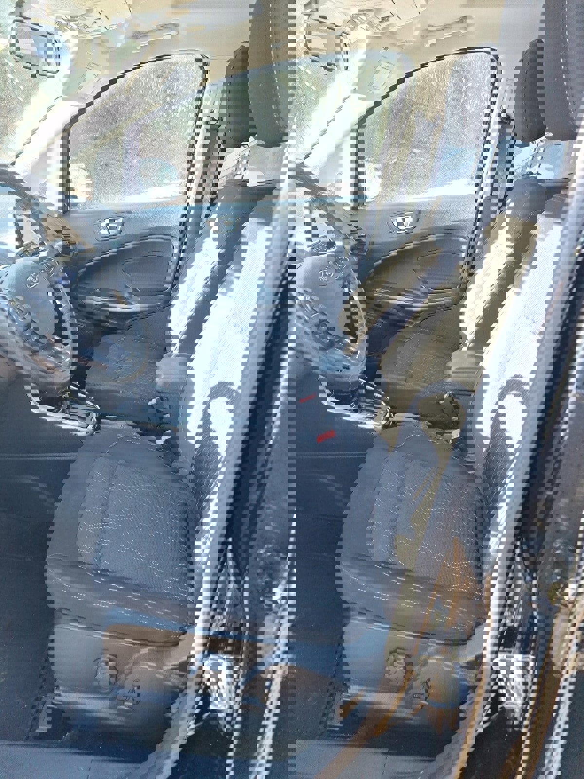 Certified 2018 Ford EcoSport SE image 7