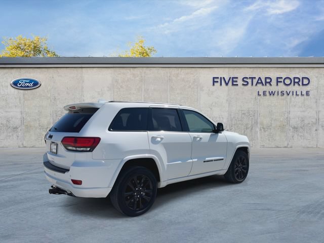 Used 2022 Jeep Grand Cherokee Laredo X AWD/4WD image 8