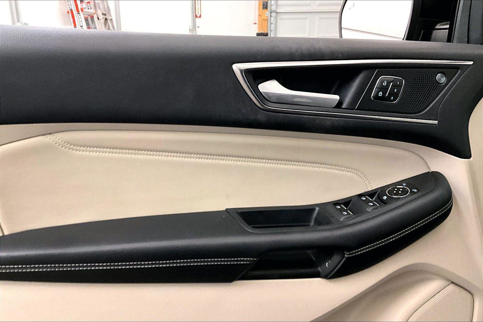 Certified 2021 Ford Edge Titanium image 22