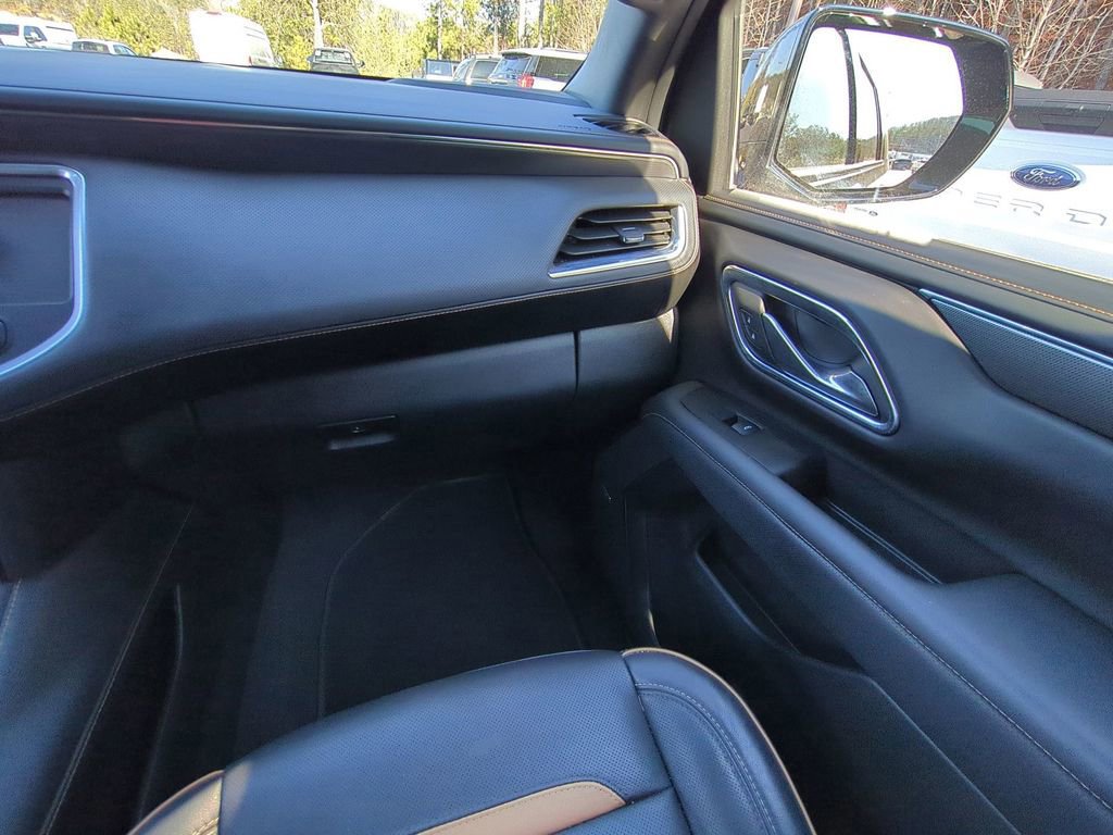 Used 2024 GMC Yukon XL AT4 w/ AT4 Premium Plus Package image 21
