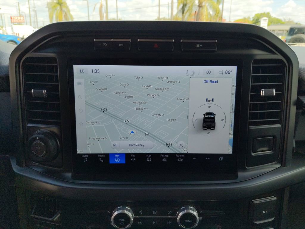 Certified 2024 Ford F150 XLT w/ XLT Black Appearance Package image 21