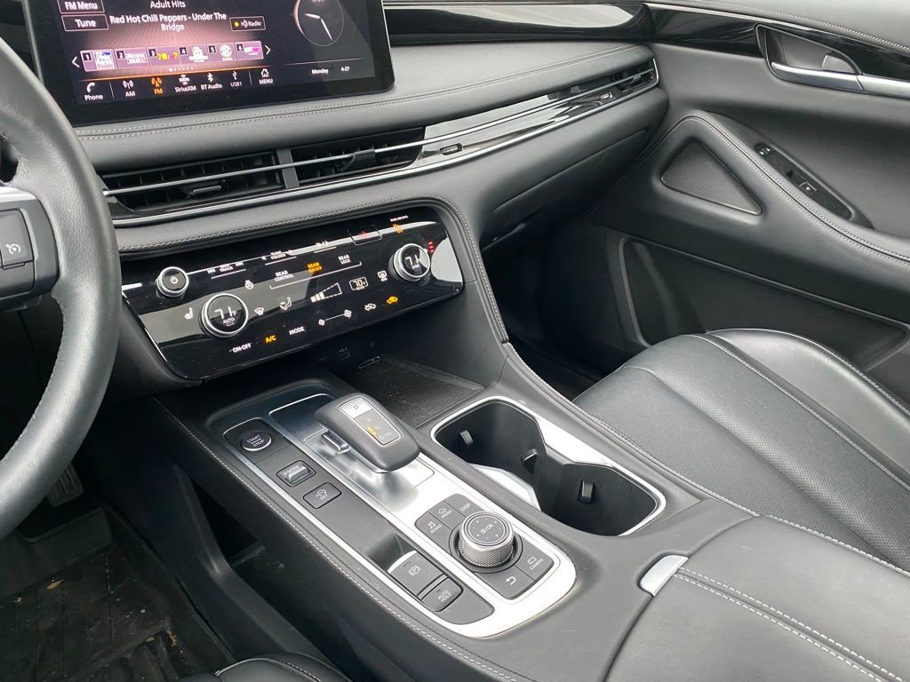 Used 2025 INFINITI QX60 Pure FWD image 23