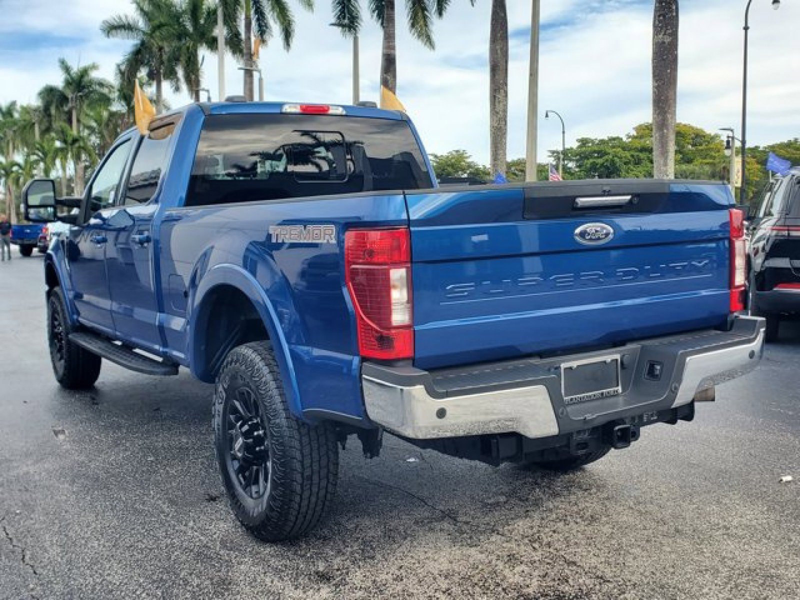 Certified 2022 Ford F250 Lariat w/ Tremor Off-Road Package image 5