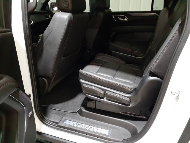 Used 2023 Chevrolet Suburban RST w/ Luxury Package AWD/4WD image 9