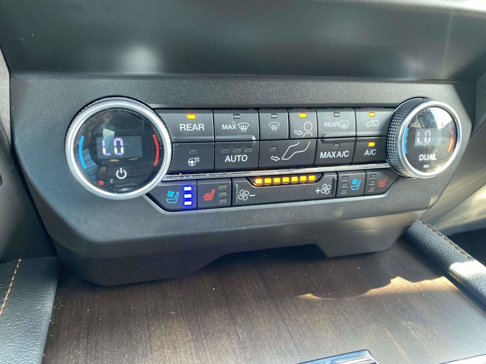 Certified 2020 Ford Expedition King Ranch RWD image 28