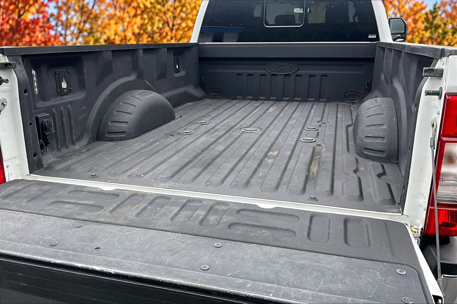Certified 2022 Ford F350 Lariat w/ Lariat Value Package AWD/4WD image 31