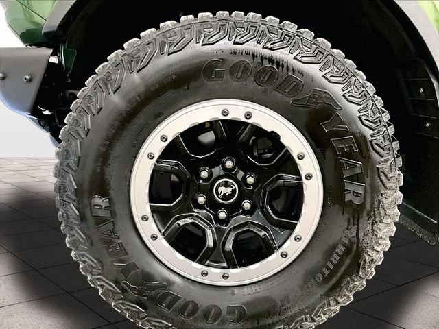 Certified 2023 Ford Bronco Badlands AWD/4WD image 8
