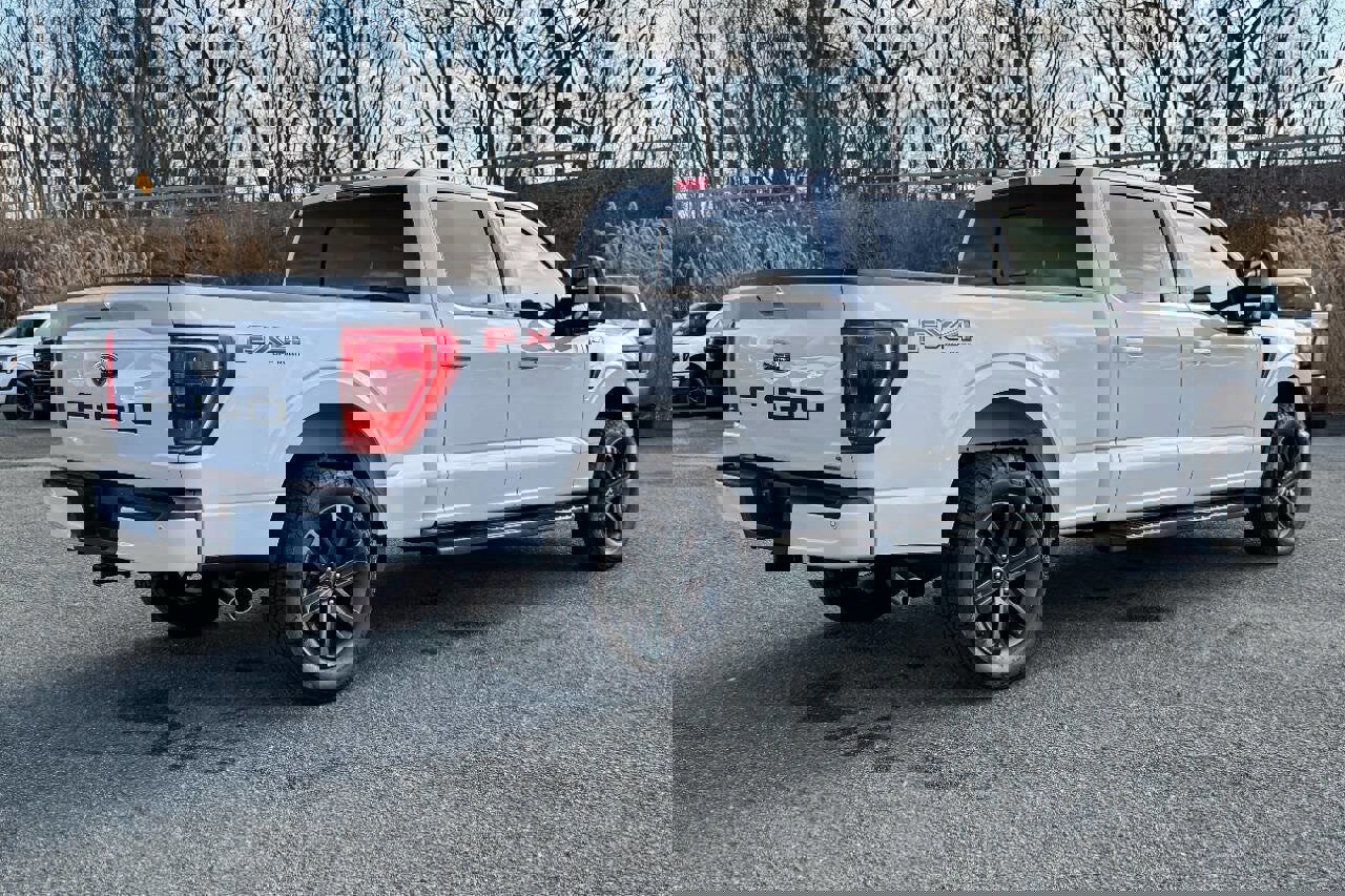 Certified 2022 Ford F150 XLT w/ Equipment Group 302A High image 3