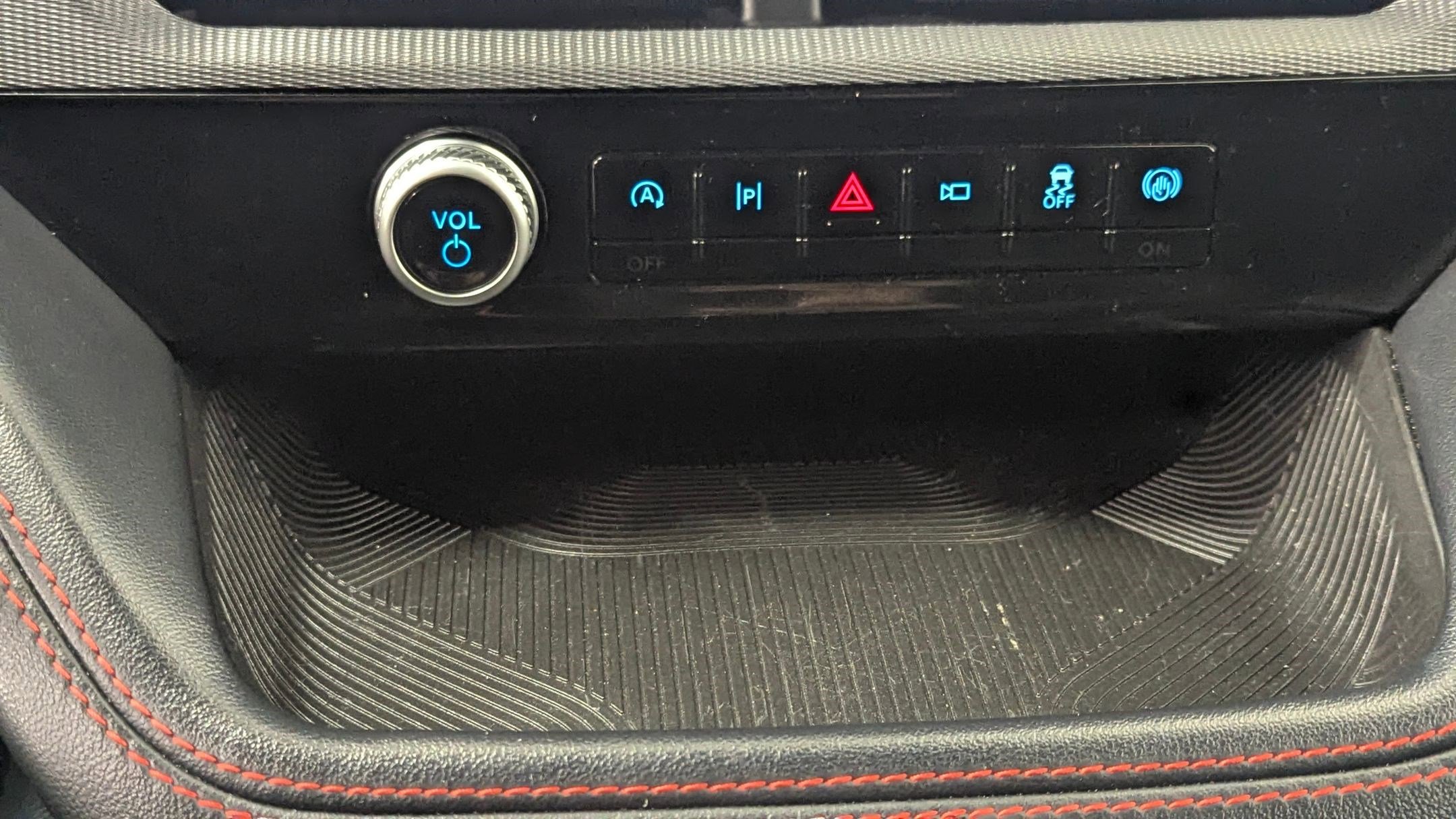 Certified 2025 Ford Explorer ST-Line w/ ST-Line Street Pack image 29